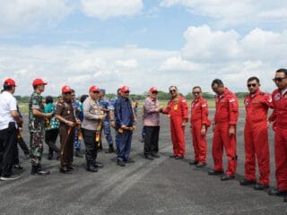 Pemkab Kotabaru Hadiri Open Base Jupiter Aerobatic Team di Lanud Sjamsudin Noor, Dukung Diplomasi Dirgantara Indonesia