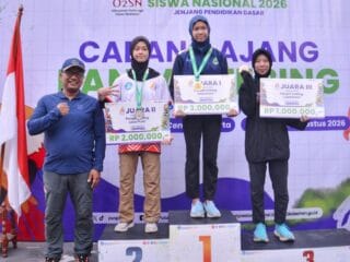 Aulia Zahra Harumkan Kotabaru, Raih Medali Perunggu O2SN Nasional Panjat Tebing